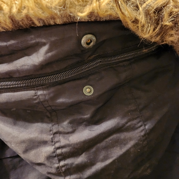 Michael Kors Faux Fur Hood Jacket Sz 5/6 Girls - Picture 5 of 10